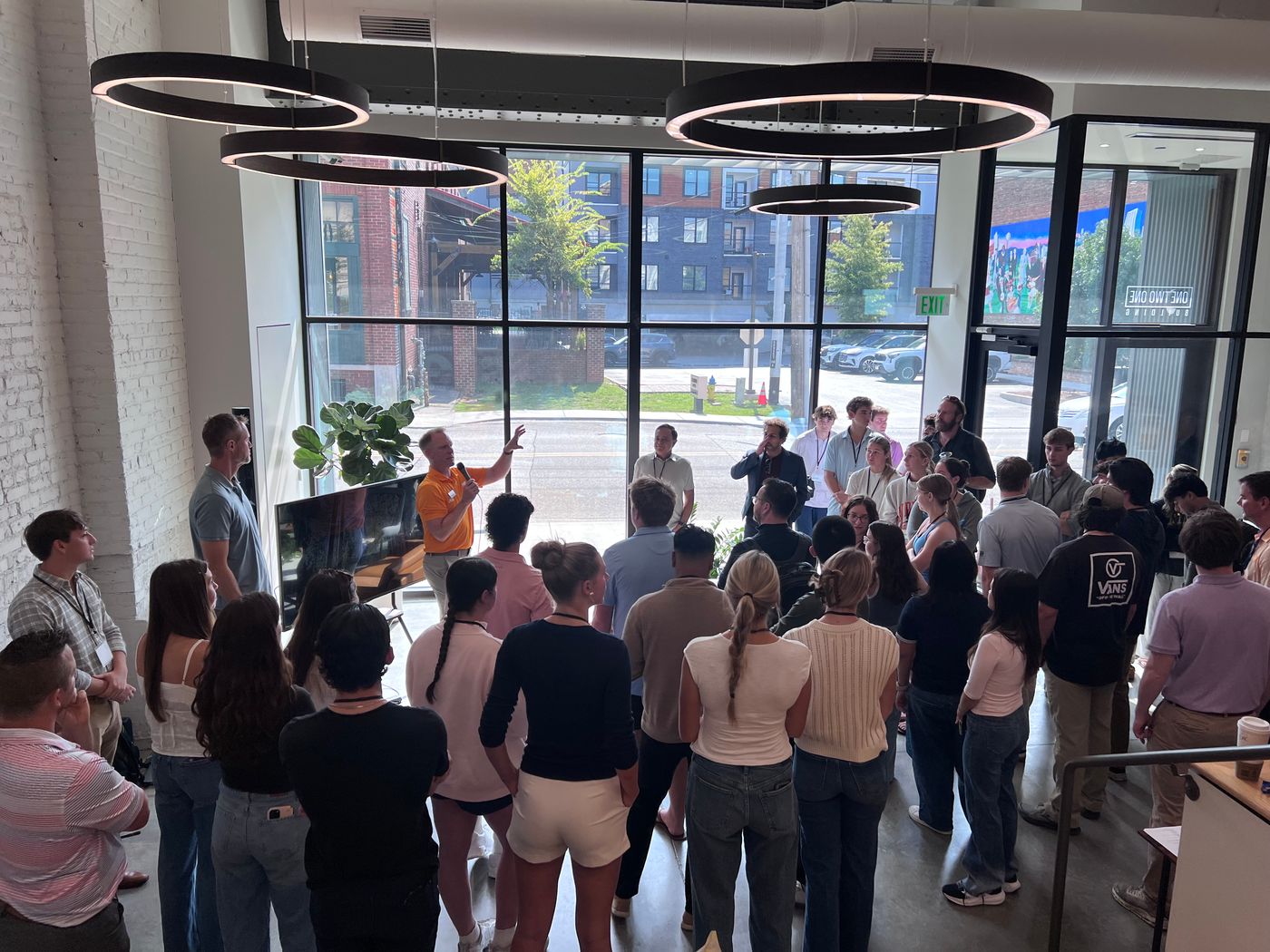 Students fill the ground floor of 121 Tech Hub at the start of the first build session.